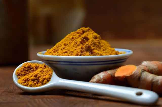 Turmeric root and turmeric powder - benefits of turmeric