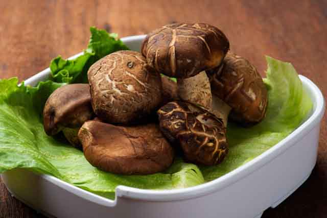 dangers des champignons shiitake